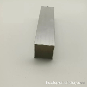 Testreszabott négyzet alakú cső extrudált alumínium profil